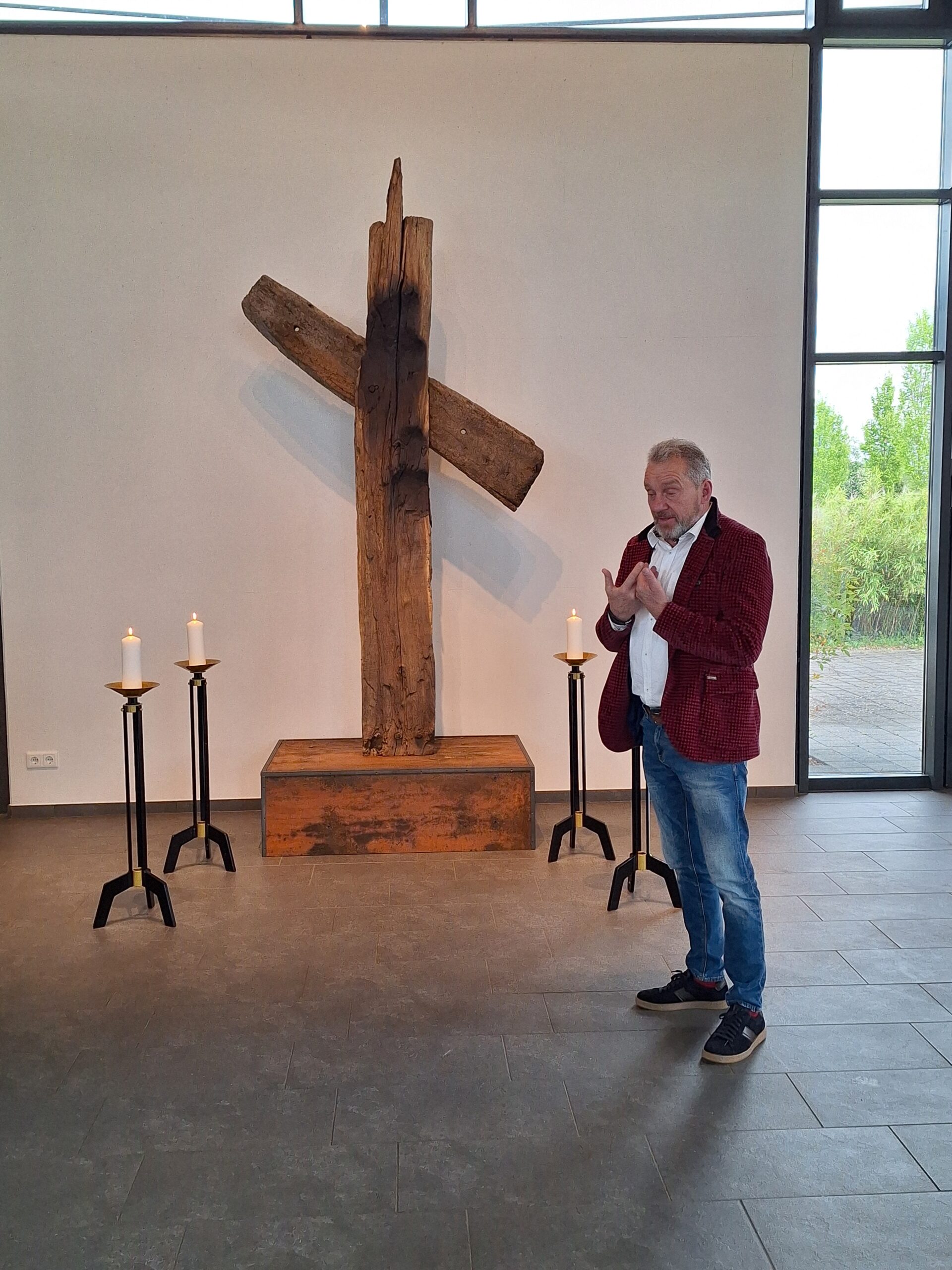 Monumentales Balkenkreuz (5)